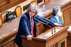 Proti rozhodnutí lze podat kasační stížnost k Nejvyššímu správnímu soudu v Brně. Ševčík novinářům oznámil, že kasační stížnost podá.