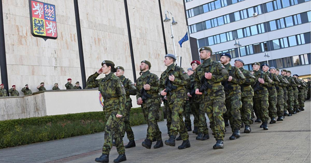 Brance není kde ubytovat. Zůna vojnu odmítl, armáda větší zapojení lidí plánuje