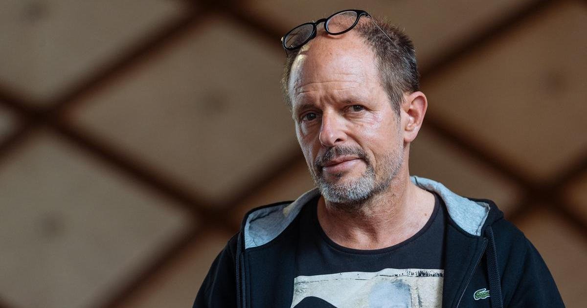 „Místa, kam zasazuji děj, si fotím či kreslím,“ říká známý autor krimi Bernard Minier