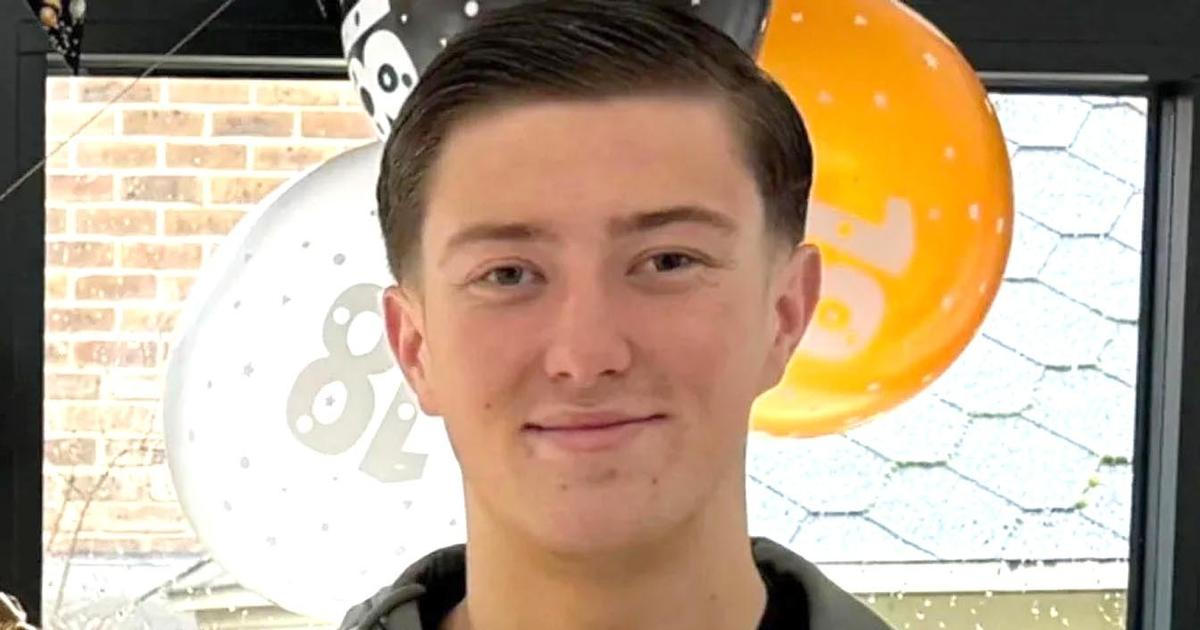 Britská policie spoutala umírajícího místo útočníka. Do případu se pustil i Musk