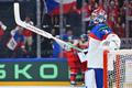 Překonaný brankář Samuel Hlavaj v zápase MS 2026 Česko - Slovensko