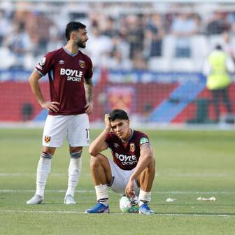 Premier League - West Ham United v Leeds United