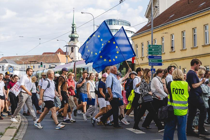 Pietou za oběti nacismu v pondělí skončí brněnský sjezd sudetských Němců