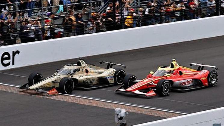 Felix Rosenqvist porazil Davida Malukase v cíli Indy 500 o pouhých 0,0233 sekundy.