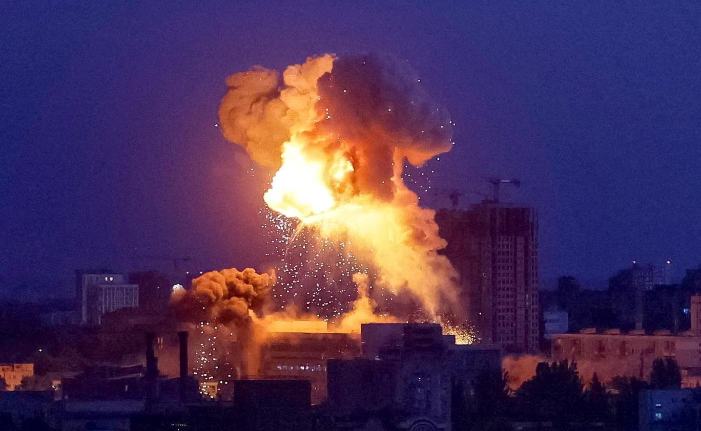 Russian drone and missile strike in Kyiv