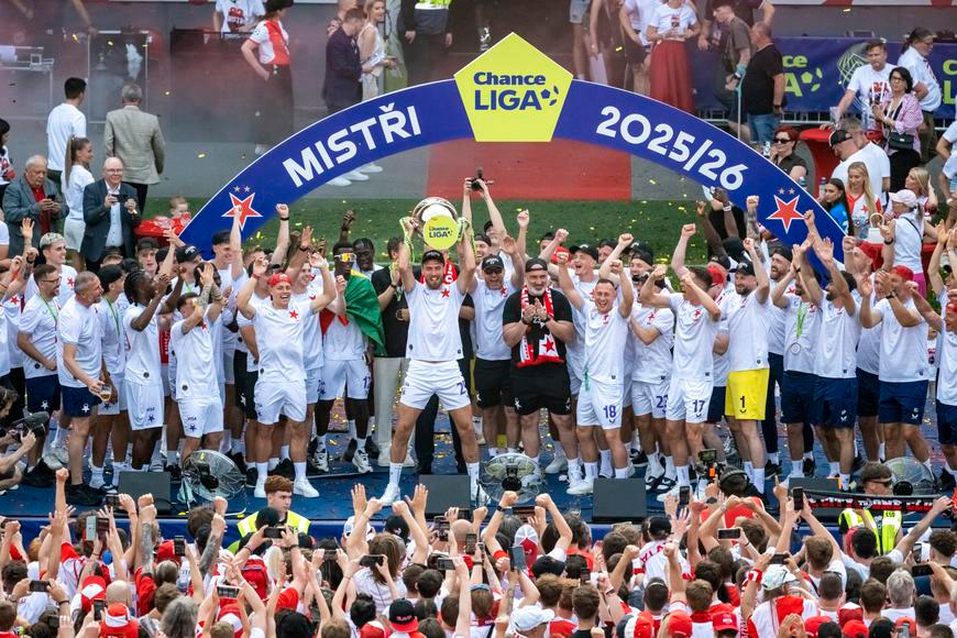 Mezi Slavií a Spartou je výrazný rozdíl. Kouč Dukly ukázal, kde je český fotbal