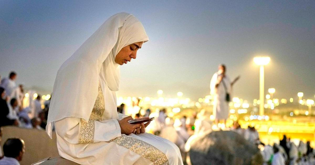 Hora Arafát je v obležení poutníků. Miliony muslimů se modlí za odpuštění