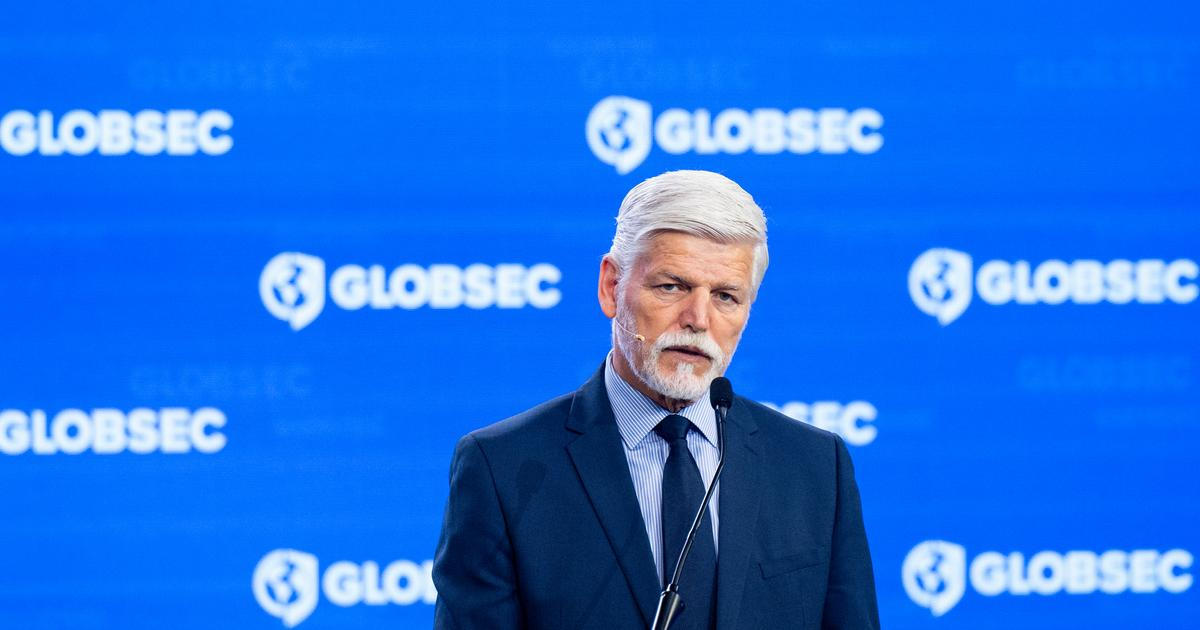 Kompetenční žalobu mám připravenou, oznámil prezident. Nechce být "rukojmí vlády"