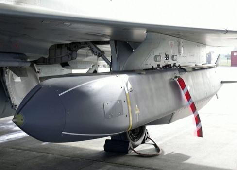Británie dodala Ukrajině přesné střely Storm Shadow. Mají dosah až 250 kilometrů