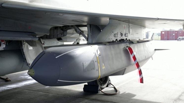 Británie dodala Ukrajině přesné střely Storm Shadow. Mají dosah až 250 kilometrů
