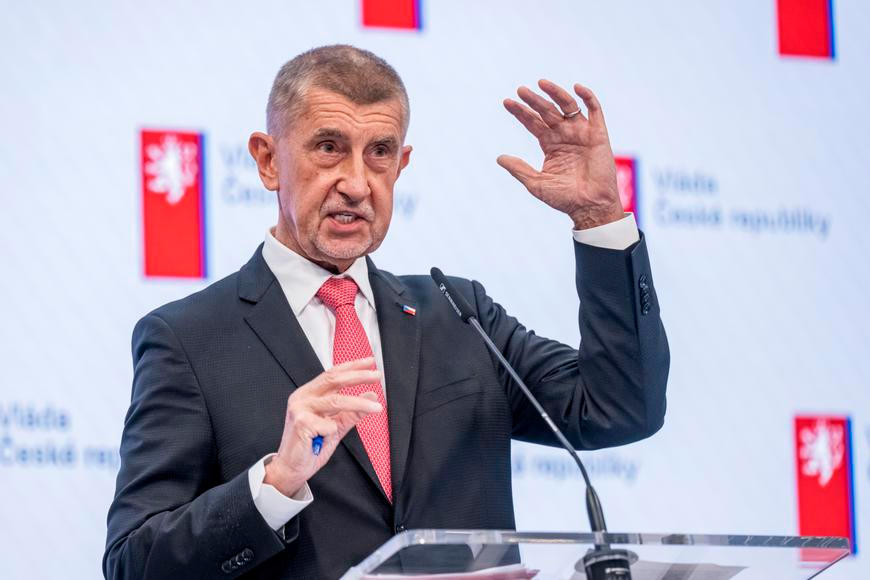 Šaškárna s Babišem? Experti opustili předčasně Strakovku, mluví o nedůstojném jednání