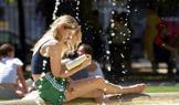 Heatwave persists in Paris