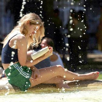 Heatwave persists in Paris