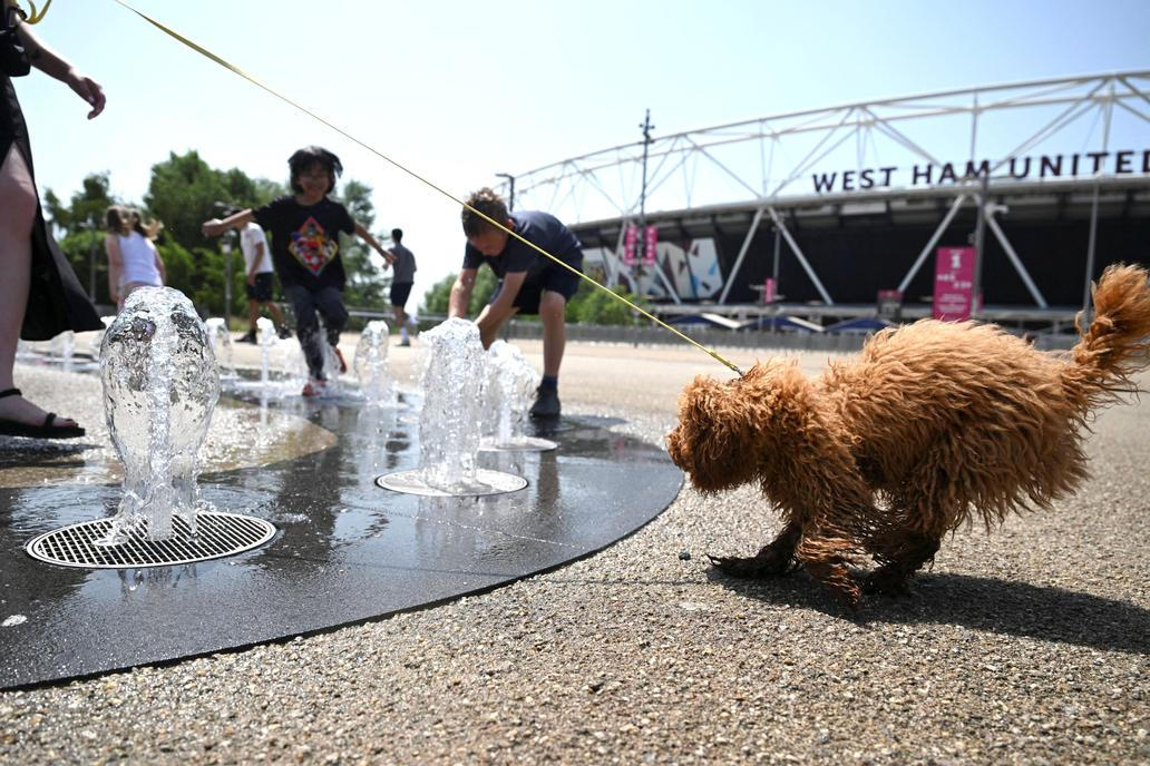 Hot weather in London