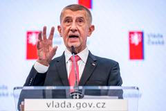 Andrej Babiš, premiér, politik, gesto