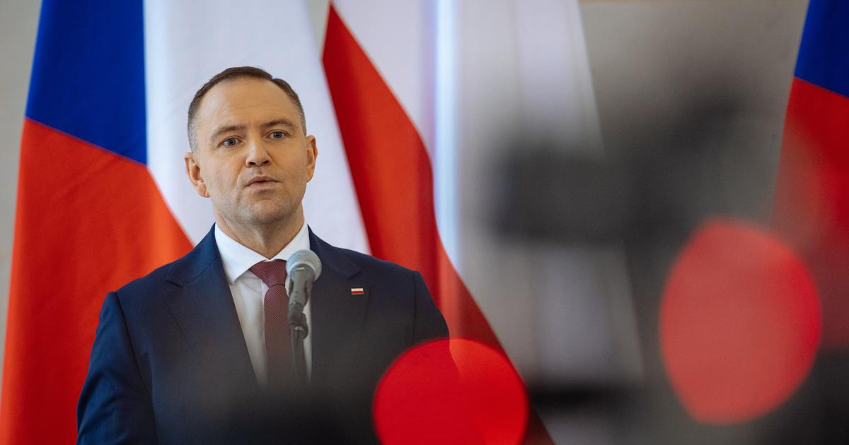 „Nepodpořím nic, co by bylo pseudomanželstvím“. Polský prezident vetoval zákon o partnerství