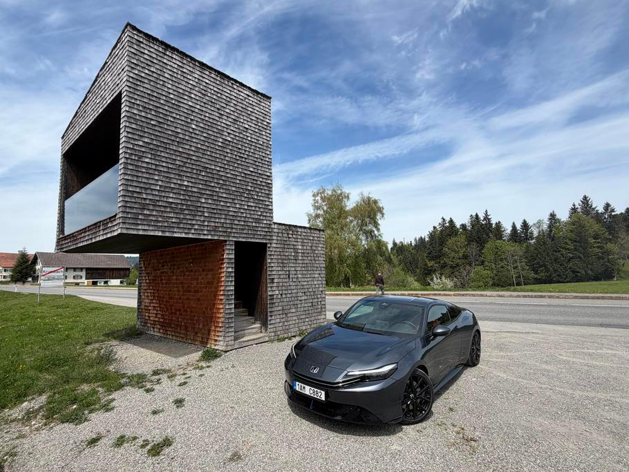 S Hondou Prelude za architekturou
