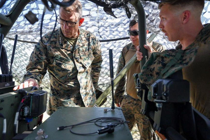 Američtí a kubánští generálové se setkali na základně Guantánamo