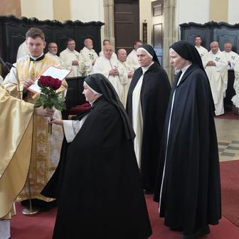 Svatá Zdislava je uctívaná jako patronka rodin, kongregace sester dominikánek, ale také Libereckého kraje, litoměřické diecéze a českého národa.