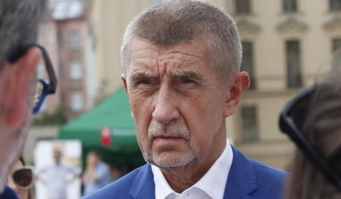 Premiér Andrej Babiš: ČNB dělá nesmyslnou politiku, která pomáhá komerčním bankám.