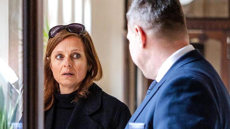Státní zástupkyně Petra Lastovecká, kterou nadřízení odvolali z vyšetřovacího týmu k bitcoinové kauze, rezignovala po 25 letech na funkci.