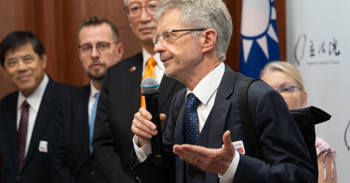 Vystrčil vrátil Číně rétorický úder. „Sami rozhodneme, s kým se přátelit,“ vzkázal