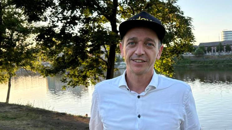Předseda KDU-ČSL Jan Grolich dorazil z jižní Moravy do Prahy podpořit nové spojenectví s Prahou sobě a Zelenými. Na rozpálené Štvanici si s ním Aktuálně.cz sedlo k rozhovoru.