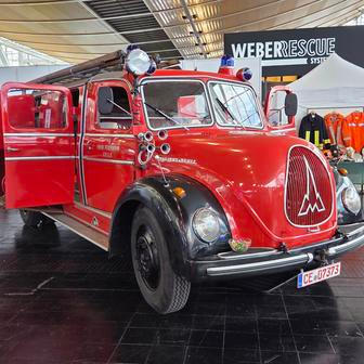 Chybět nemohl ani historický speciál německé firmy Magirus.