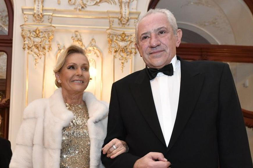 Vzhůru k výškám. Zpěvačka Helena Vondráčková překvapila inzerátem