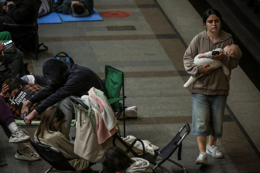 Nemáte v lese miny, diví se mladá Ukrajinka. Se smrtí ve válce je smířená