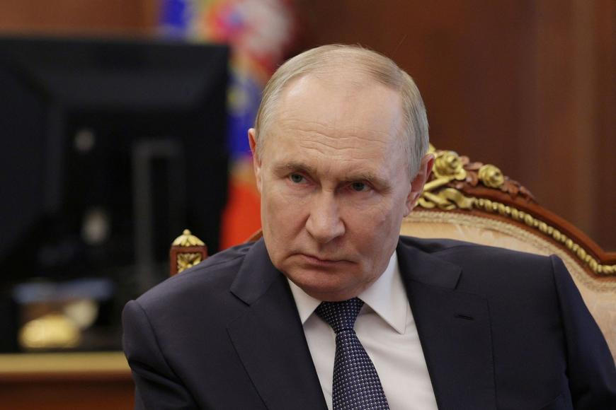 Naděje na konec války? Evropa cítí, že „slabší“ Putin bude jednat. Naznačuje i Kreml
