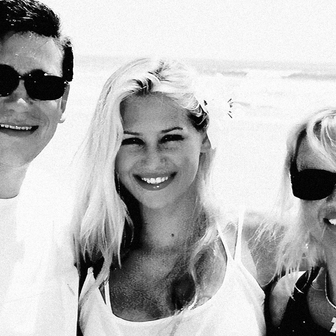 Krásná a kultovní. Sexy tenistka Anna Kurnikovová slaví 45 let.
