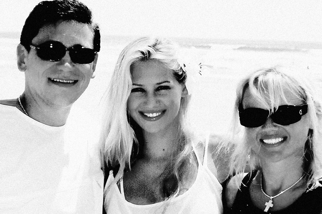 Krásná a kultovní. Sexy tenistka Anna Kurnikovová slaví 45 let.