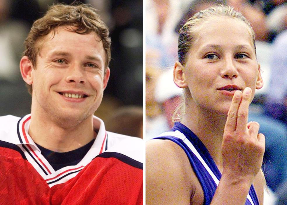 Krásná a kultovní. Sexy tenistka Anna Kurnikovová slaví 45 let.