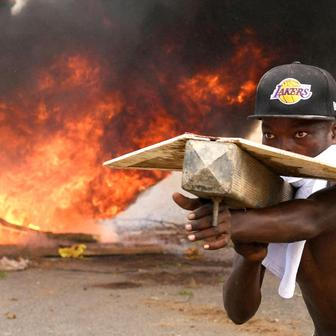 Protests against a U.S. Ebola quarantine plan in Kenya
