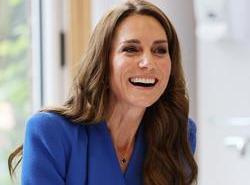Princezna Kate prožila silný moment. Mladé mamince stála po boku při konci léčby rakoviny.