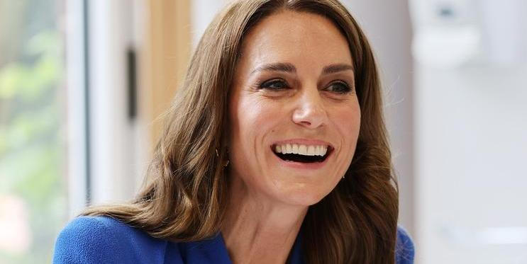 Princezna Kate prožila silný moment. Mladé mamince stála po boku při konci léčby rakoviny.