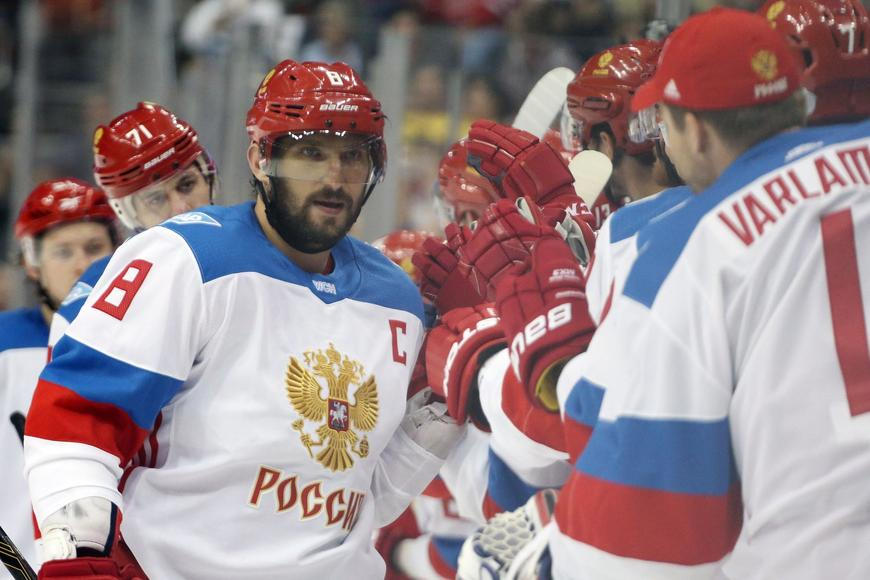 NHL tlačí Rusy zpět. V Praze v žádném případě, reagují Češi,