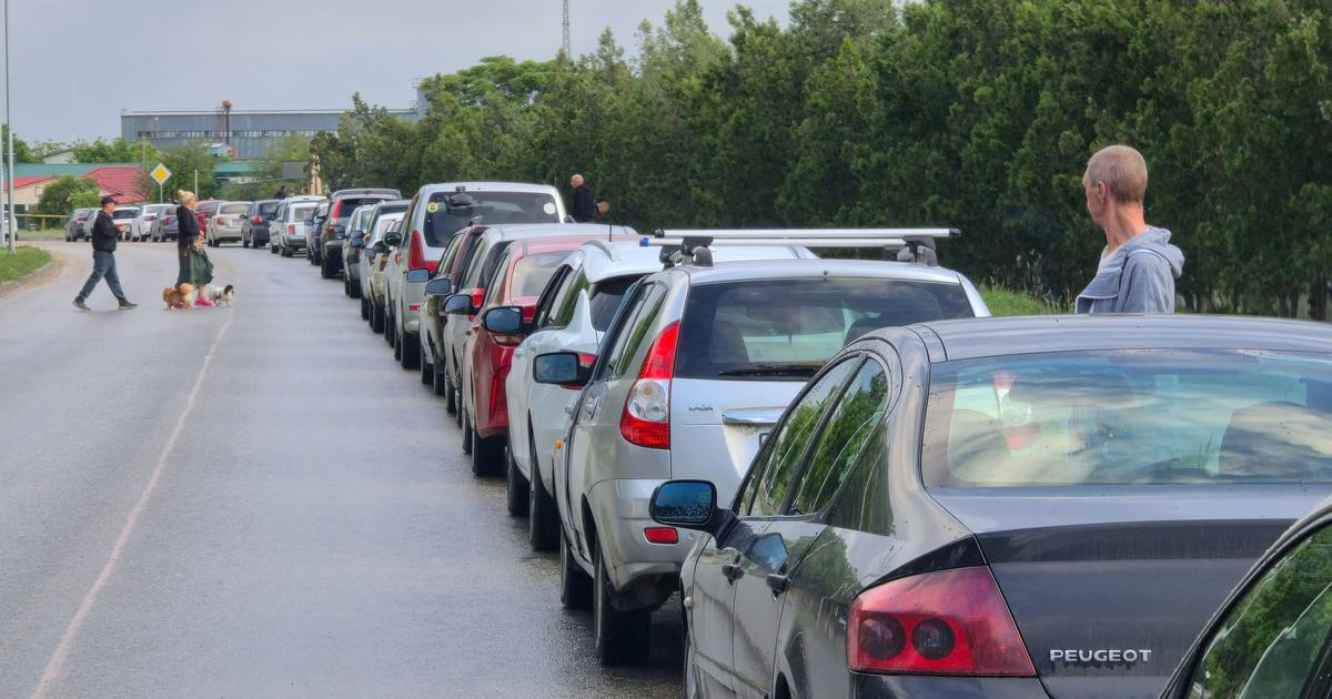 Ukrajinci nám odřízli přísun paliva, přiznalo Rusko. Prodej omezují už i v Moskvě