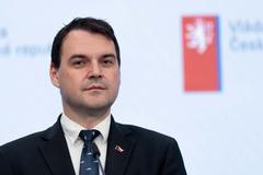 Tisková konference vlády Petr Macinka