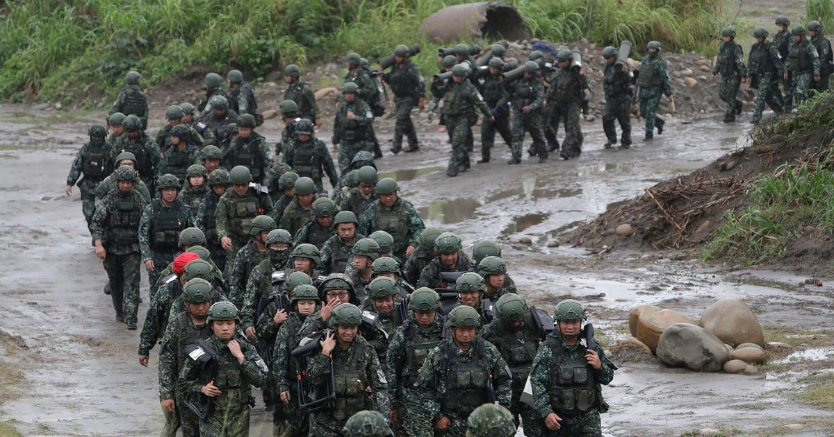 V armádním cvičení na Tchaj-wanu vojáci simulovali zničení čínské invaze