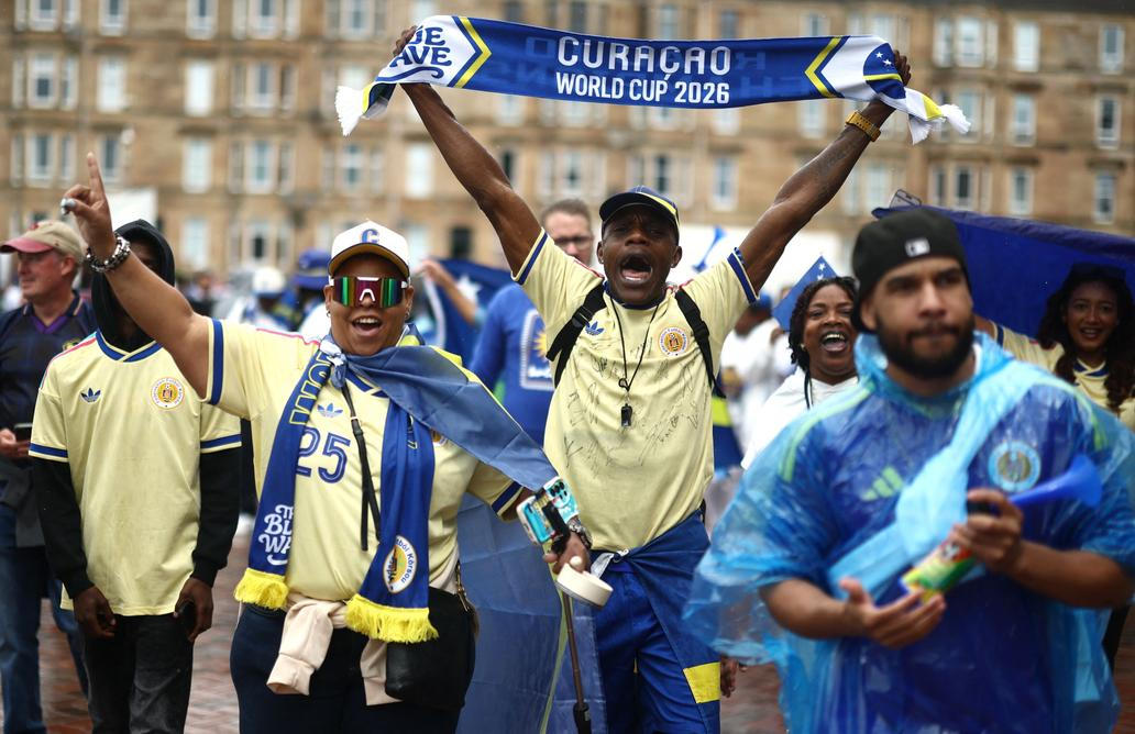 Fanoušci fotbalistů Curacaa
