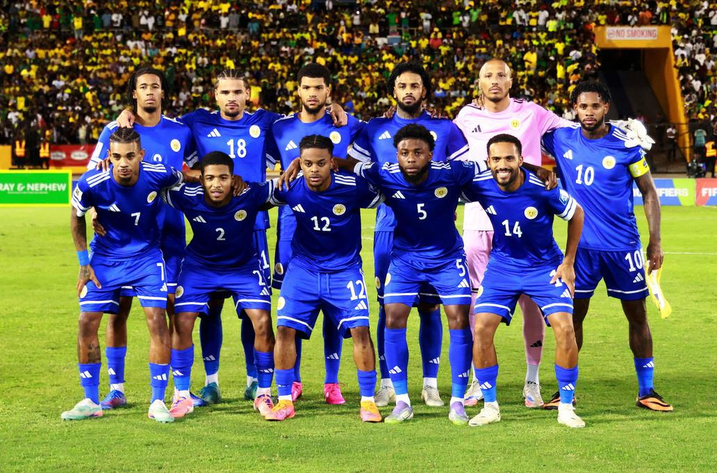 Fotbalisté Curacaa před kvalifikačním zápasem na Jamajce, který rozhodl o jejich postupu na MS.