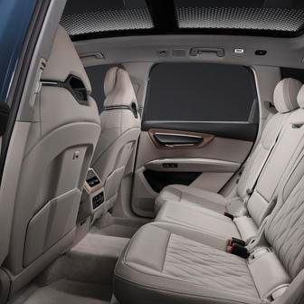 Audi Q7 slibuje komfortní svezení.