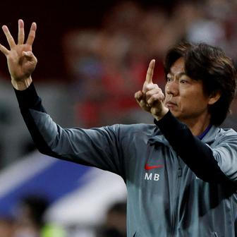Korejský trenér Hong Mjong-po