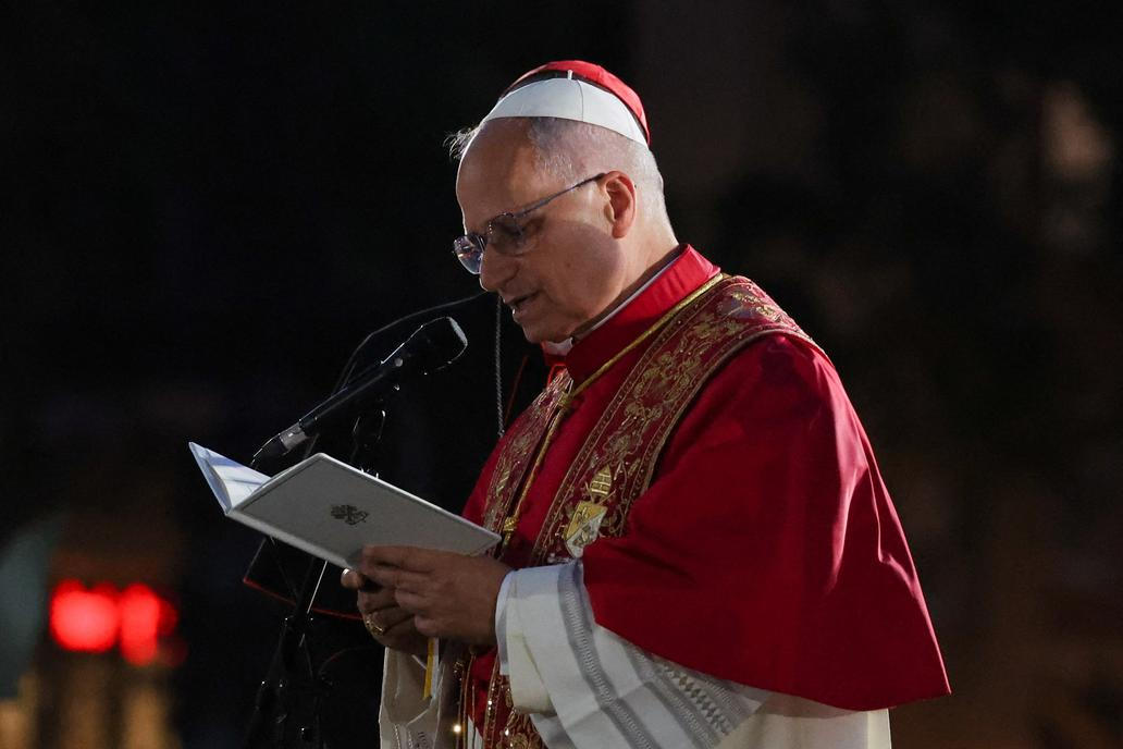 Papež Lev XIV. se ve čtvrtek přesune na Kanárské ostrovy, kde v pátek svou sedmidenní návštěvu Španělska také zakončí.