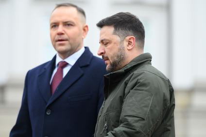 Polský prezident Karol Nawrocki (vlevo) přivítal ve Varšavě ukrajinského prezidenta Volodymyra Zelenského při bilaterálním jednání v Prezidentském paláci, prosinec 2025.