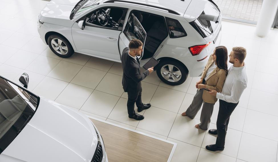 autosalon, prodej aut