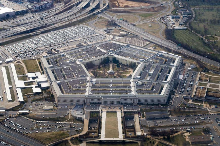 Pentagon byl uzavřen kvůli možné nebezpečné látce, podle CNN šlo o falešný poplach