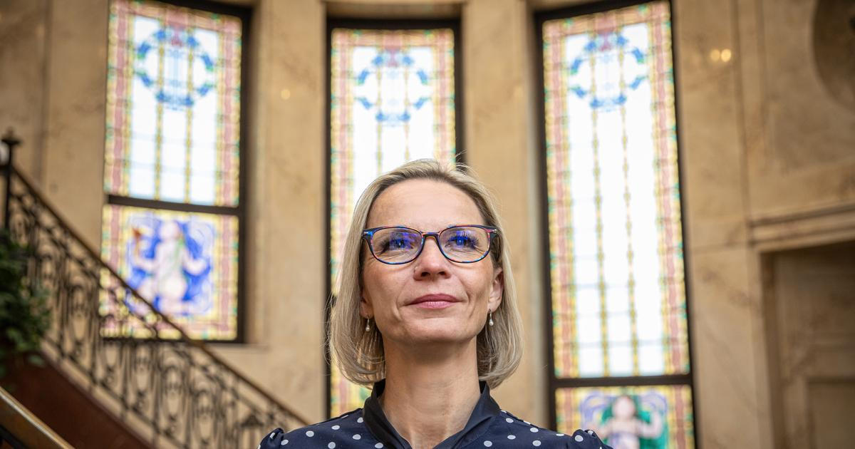 Žena v Bílině o víkendu fyzicky napadla ministryni Mrázovou. Nešlo o politiku